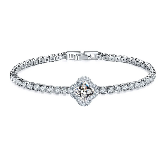 Elegant Crystal Clover Tennis Bracelet - Sparkling Sophistication